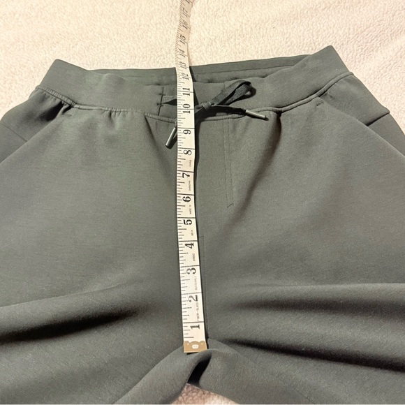 Lululemon Smooth Spacer Joggers Grey Sage Green Men’s Pants - Picture 10 of 13